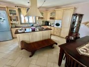 Agios Nikolaos MIT VIDEO! Kreta, Agios Nikolaos: Geräumige Wohnung im 2. Stock mit Panoramablick auf das Meer zu verkaufen Wohnung kaufen